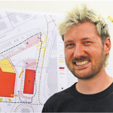 Ideen erwünscht - Tim Van Puyenbroeck von der Kontextplan AG erläuterte die Details zum Entwicklungsrichtplan des Bahnhofgebietes.
Bilder: Roger Wetli