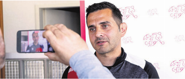Fedayi San (aus Arni, lizenziert für den FC Tägerig) ist der erste Schweizer, der als VAR an einer WM dabei ist.  Bild: SFV