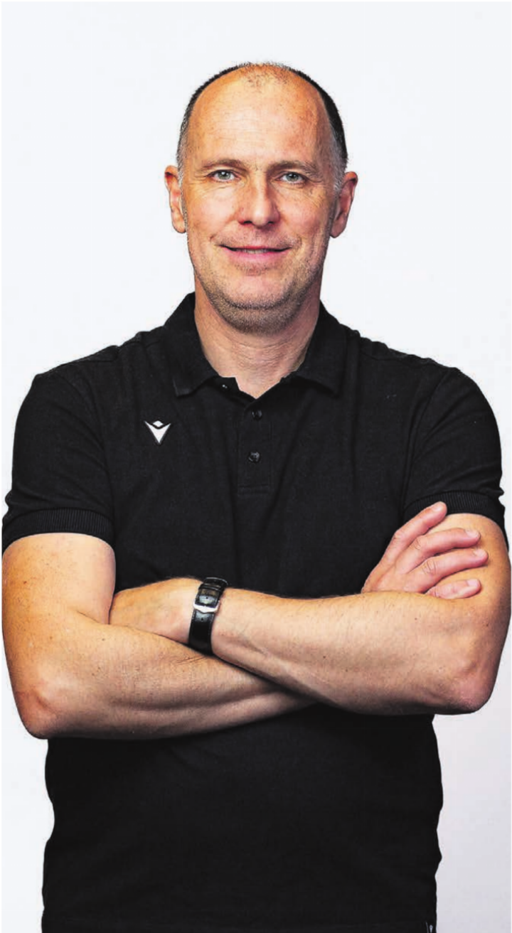 SRF-Experte und Schiri-Boss: der Freiämter Sascha Amhof. Bild: SFV
