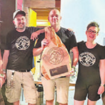 Aus Liebe zum Hopfengetränk - Kern-OK (v. l.): Manuel Klaus, Francis Dind, Rolf Grolimund, Jana Müller, Mauro Parente. Es fehlt: Silvan Rainer. Bild: zg