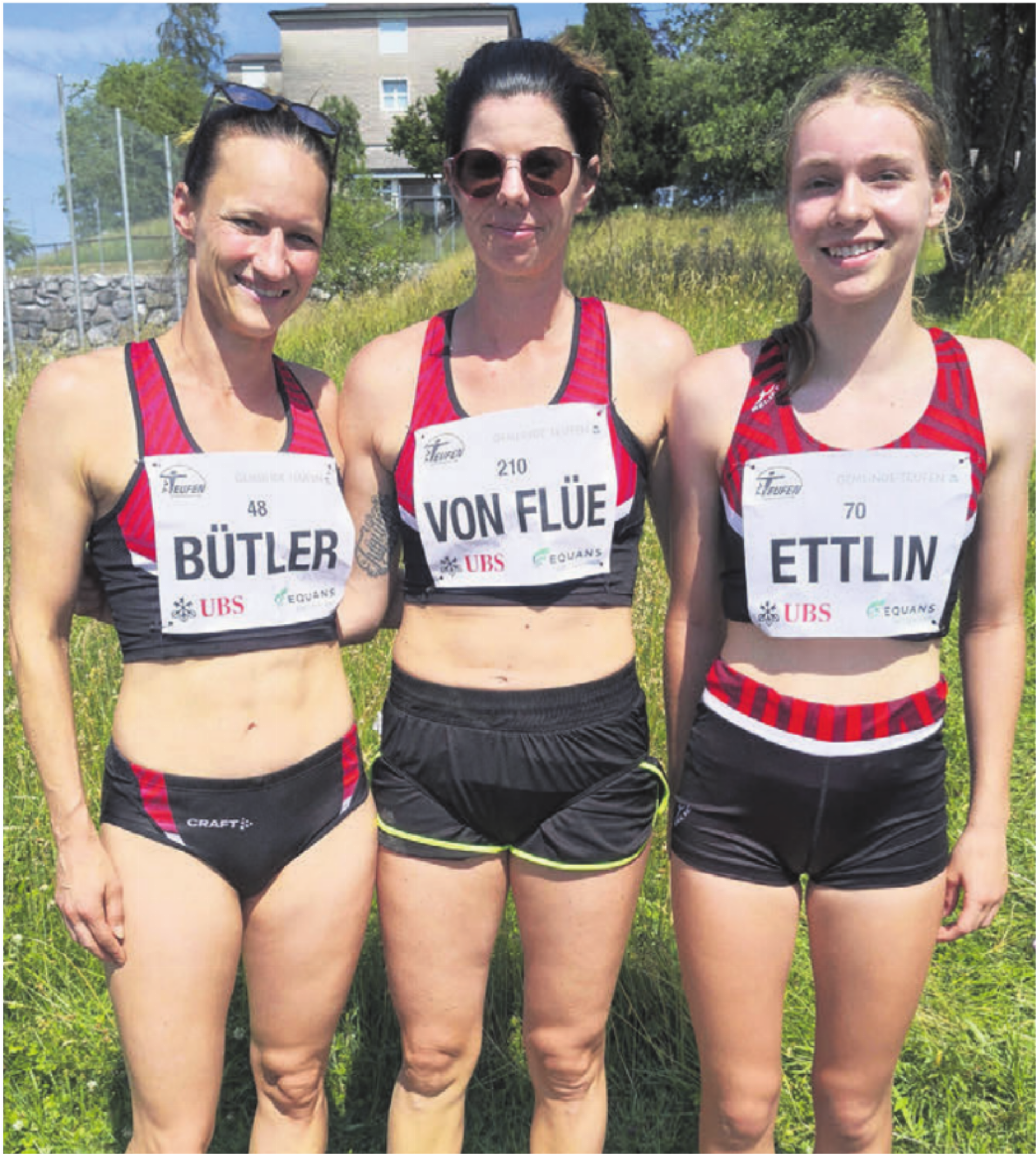 Die beiden routinierten Mehrkämpferinnen Isabelle Bütler und Melanie Stocker von Flüe beenden ihre Karriere mit einer Topleistung. Für Simona Ettlin war es die SM-Premiere. - Das Bild wird blockiert. – Möglicherweise durch einen aktiven Adblocker.