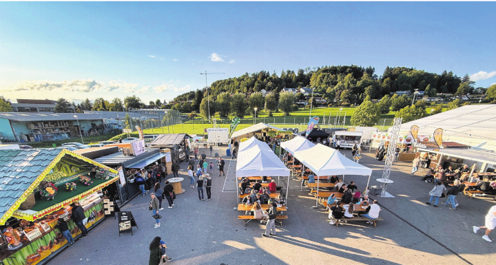 Das «Mutschälle Fäscht» 2025 bot für die rund 30 000 Besucher ein vielfältiges Programm. Das Fest wird finanziell noch lange nachhallen auf dem Mutschellen.    Bild: Archiv