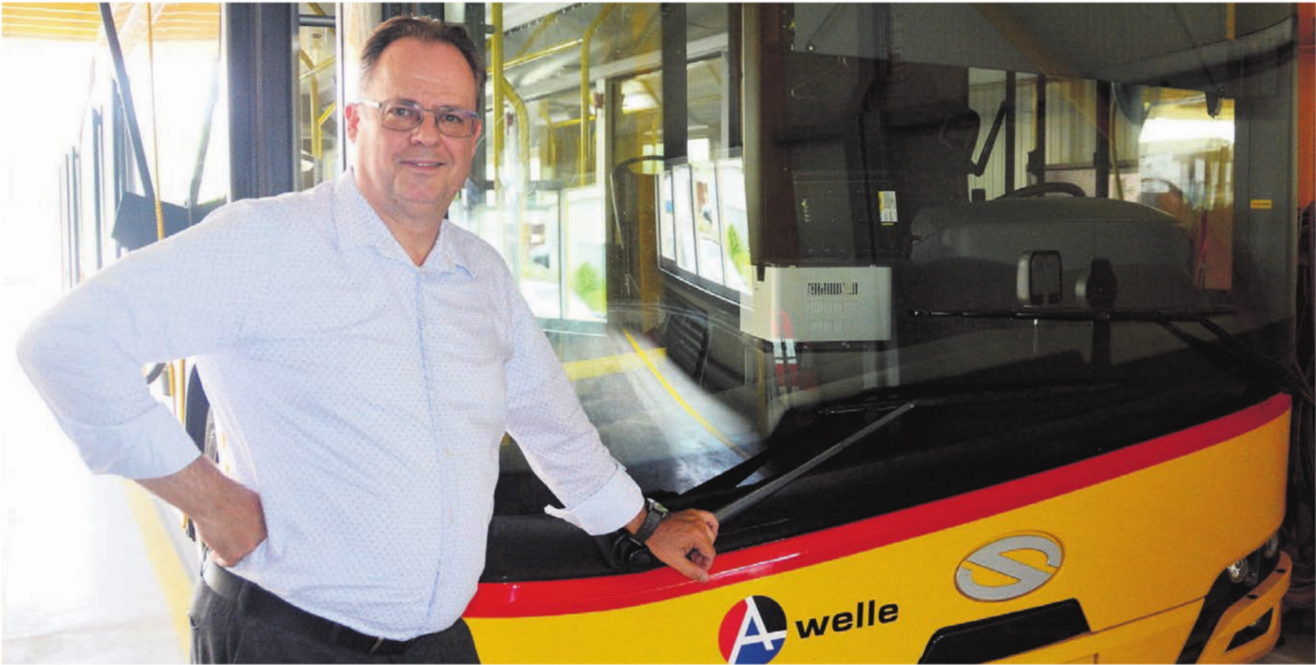 Der Künter Gemeinderat Jens Malek fährt seit neun Jahren Bus für die Wicki Transport GmbH in Zufikon. Bild: Roger Wetli - Das Bild wird blockiert. – Möglicherweise durch einen aktiven Adblocker.